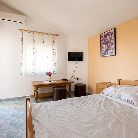 Isolated Apartments With A Parking Space Vir - 20177 Room photo
