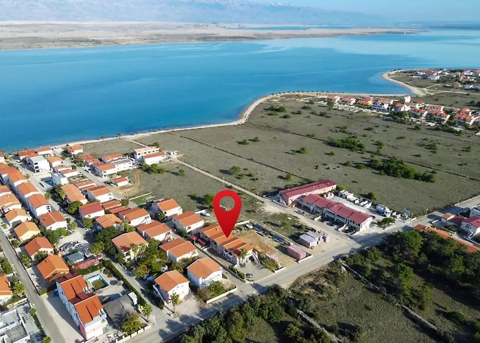 Isolated Apartments With A Parking Space Vir - 20177