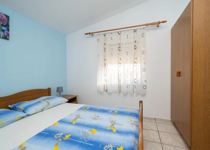 Isolated Apartments With A Parking Space Vir - 20177